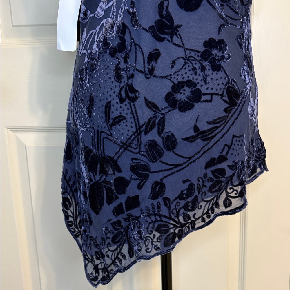 Y2K ECI Velvet Burnout Asymmetrical Top Silk Blend Art Nouveau size 14 NWT - Picture 9 of 12